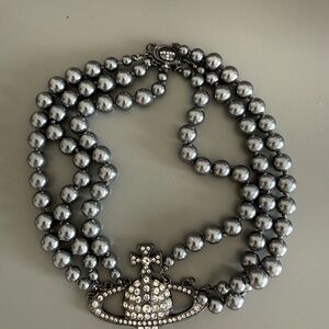 Vivienne Westwood grey triple pearl choker Necklace